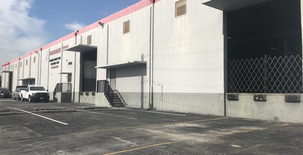 PrimaryPhoto_1740 W 4th Ave Hialeah FL 33010